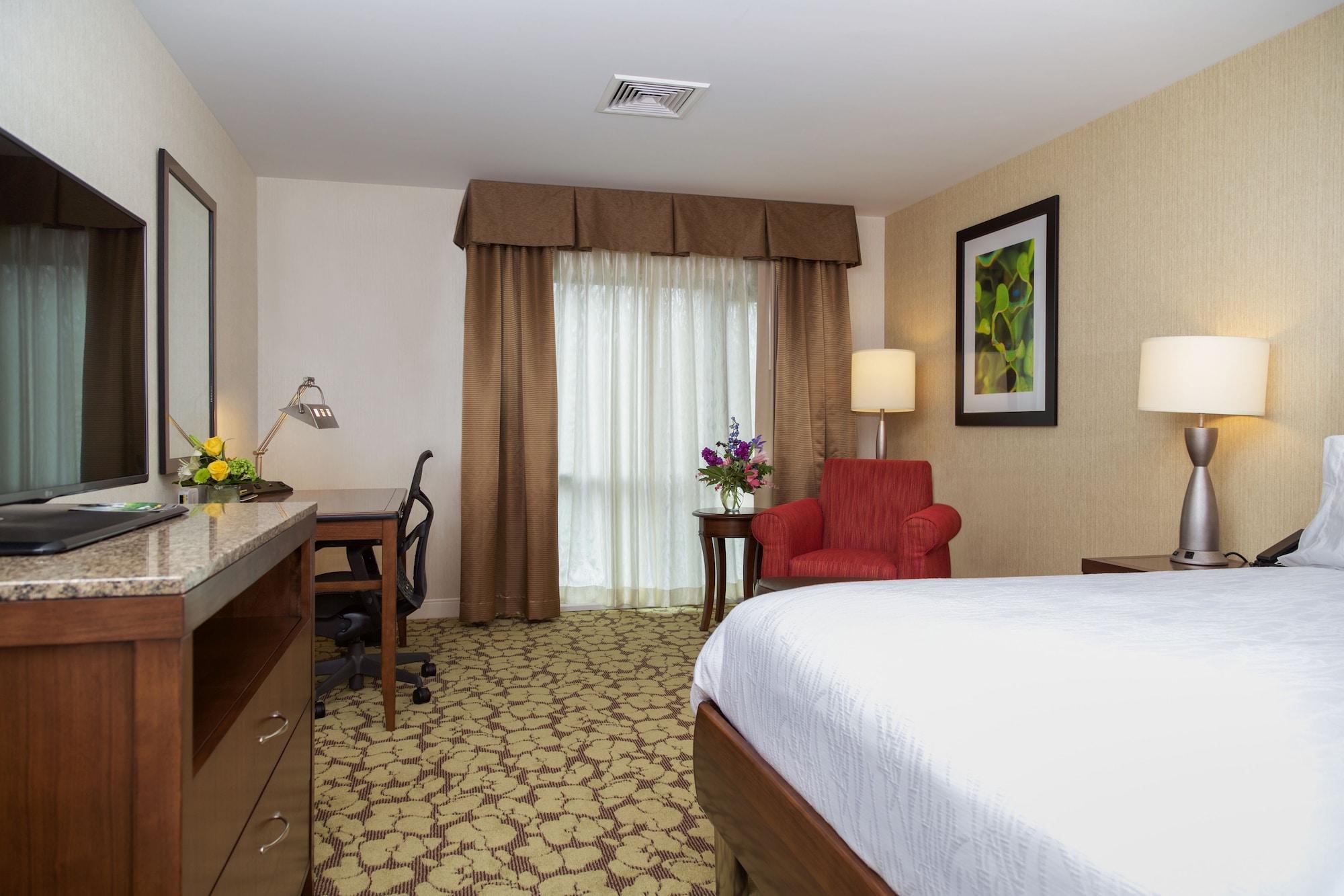 Hilton Garden Inn Burlington Downtown Kültér fotó