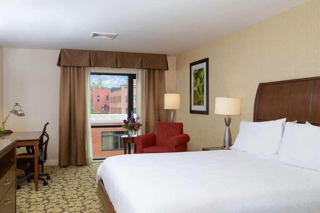 Hilton Garden Inn Burlington Downtown Szoba fotó
