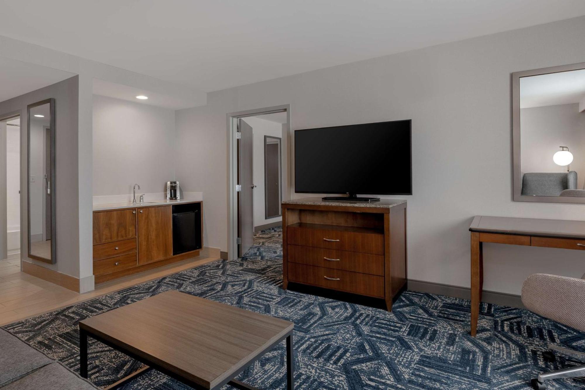 Hilton Garden Inn Burlington Downtown Kültér fotó