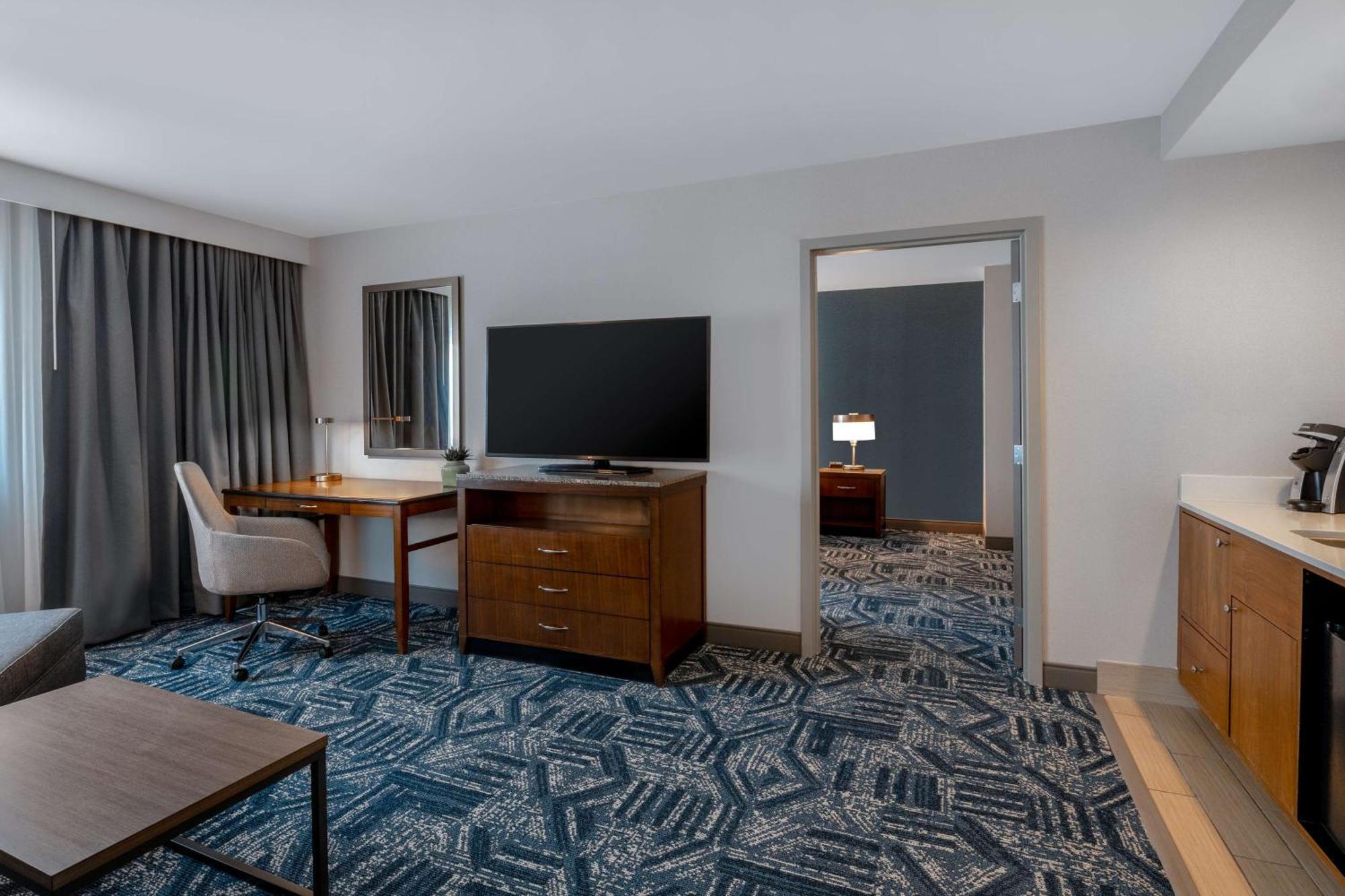 Hilton Garden Inn Burlington Downtown Kültér fotó